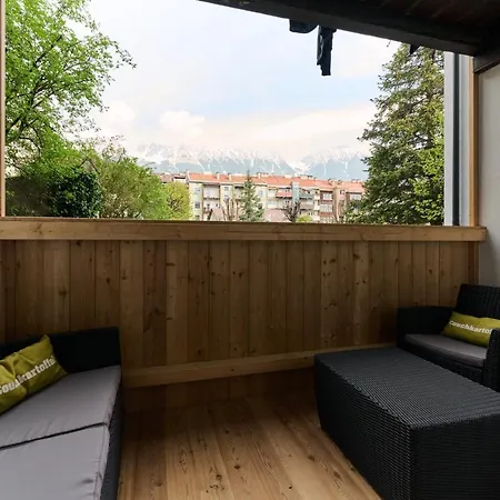 Apartment G17 *